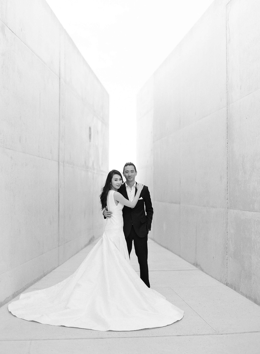 专业伊尔福Ilford Delta 400/3200黑白胶片模拟婚礼照片调色Lightroom预设包 Refined x KT Merry – BW 插件预设 第4张-素材湾丨精选海外优质设计素材资源 专业伊尔福Ilford Delta 400/3200黑白胶片模拟婚礼照片调色Lightroom预设包 Refined x KT Merry – BW 插件预设 sucaiwan.com