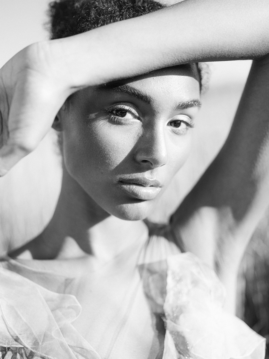 专业伊尔福Ilford Delta 400/3200黑白胶片模拟婚礼照片调色Lightroom预设包 Refined x KT Merry – BW 插件预设 第7张-素材湾丨精选海外优质设计素材资源 专业伊尔福Ilford Delta 400/3200黑白胶片模拟婚礼照片调色Lightroom预设包 Refined x KT Merry – BW 插件预设 sucaiwan.com