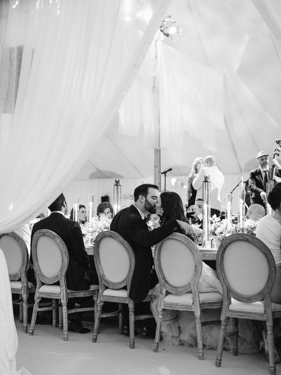 专业伊尔福Ilford Delta 400/3200黑白胶片模拟婚礼照片调色Lightroom预设包 Refined x KT Merry – BW 插件预设 第9张-素材湾丨精选海外优质设计素材资源 专业伊尔福Ilford Delta 400/3200黑白胶片模拟婚礼照片调色Lightroom预设包 Refined x KT Merry – BW 插件预设 sucaiwan.com