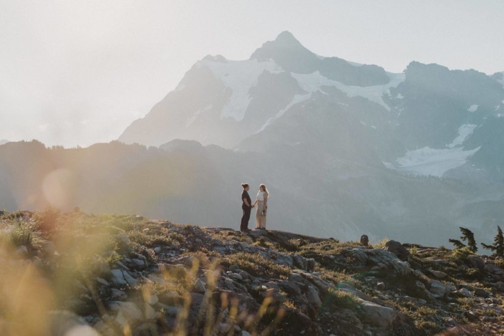 柔和绿色黑白色调冒险旅拍婚礼风景照片调色Lightroom预设 Carley Mae – Jade Pack Presets 插件预设 第3张-素材湾丨精选海外优质设计素材资源 柔和绿色黑白色调冒险旅拍婚礼风景照片调色Lightroom预设 Carley Mae – Jade Pack Presets 插件预设 sucaiwan.com