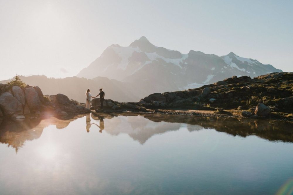 柔和绿色黑白色调冒险旅拍婚礼风景照片调色Lightroom预设 Carley Mae – Jade Pack Presets 插件预设 第11张-素材湾丨精选海外优质设计素材资源 柔和绿色黑白色调冒险旅拍婚礼风景照片调色Lightroom预设 Carley Mae – Jade Pack Presets 插件预设 sucaiwan.com