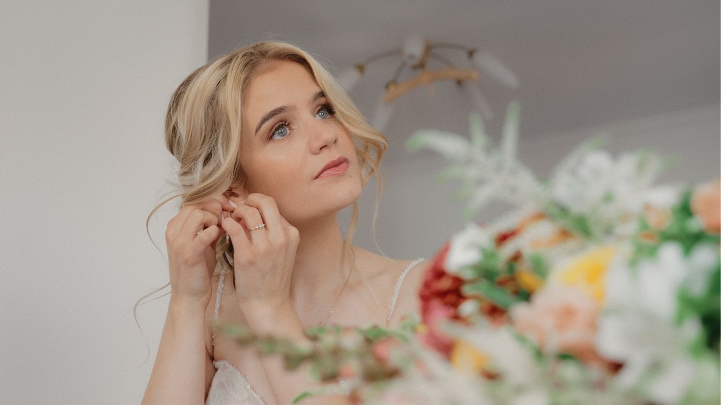 古典欧风柔和温暖色调电影风格优雅婚礼旅拍视频调色LUT预设包 Gamut – Marble Luts 插件预设 第5张-素材湾丨精选海外优质设计素材资源 古典欧风柔和温暖色调电影风格优雅婚礼旅拍视频调色LUT预设包 Gamut – Marble Luts 插件预设 sucaiwan.com