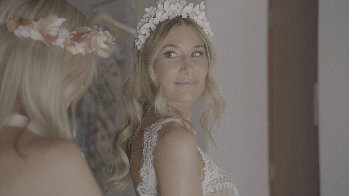 古典欧风柔和温暖色调电影风格优雅婚礼旅拍视频调色LUT预设包 Gamut – Marble Luts 插件预设 第8张-素材湾丨精选海外优质设计素材资源 古典欧风柔和温暖色调电影风格优雅婚礼旅拍视频调色LUT预设包 Gamut – Marble Luts 插件预设 sucaiwan.com