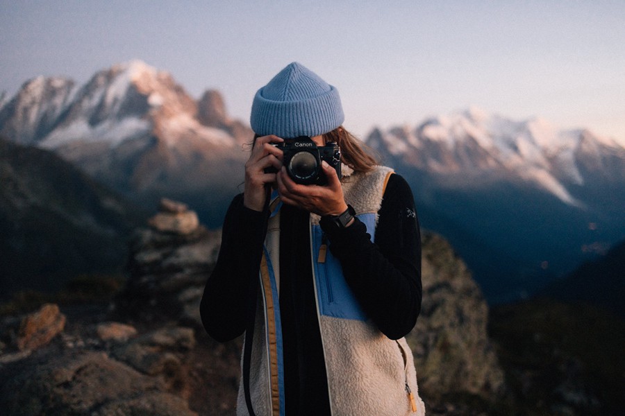 Presets by Frauki Vol II Desktop 复古金色日落海洋电影感彩色黑白LR预设 插件预设 第1张-素材湾丨精选海外优质设计素材资源 Presets by Frauki Vol II Desktop 复古金色日落海洋电影感彩色黑白LR预设 插件预设 sucaiwan.com