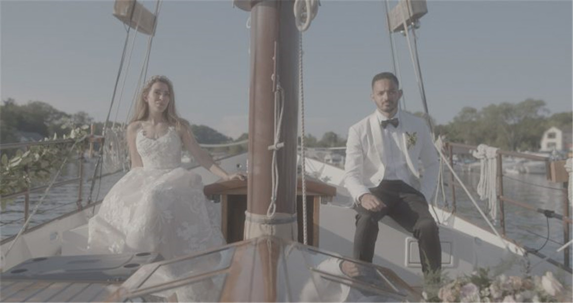 永恒电影外观真实色彩婚礼摄影拍摄视频调色LUT预设 Gamut – Eric Floberg – 606 Collection LUTS 插件预设 第5张-素材湾丨精选海外优质设计素材资源 永恒电影外观真实色彩婚礼摄影拍摄视频调色LUT预设 Gamut – Eric Floberg – 606 Collection LUTS 插件预设 sucaiwan.com