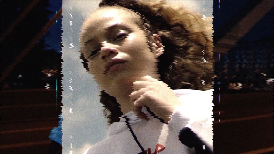 AE模板:新潮都市风格VHS时尚故障运动品牌时装动感排版开场片头 , 第3张-素材湾丨精选海外优质设计素材资源 AE模板:新潮都市风格VHS时尚故障运动品牌时装动感排版开场片头 , sucaiwan.com