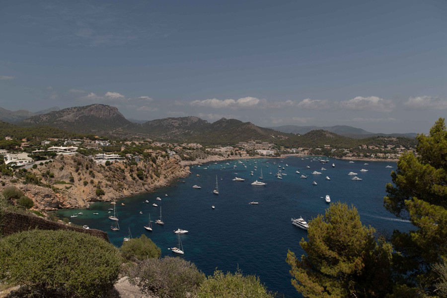 怀旧温暖色调胶片颗粒模拟旅拍风景照片调色Lightroom预设包 Rico Reinhold – VACATION PRESETS 插件预设 第10张-素材湾丨精选海外优质设计素材资源 怀旧温暖色调胶片颗粒模拟旅拍风景照片调色Lightroom预设包 Rico Reinhold – VACATION PRESETS 插件预设 sucaiwan.com