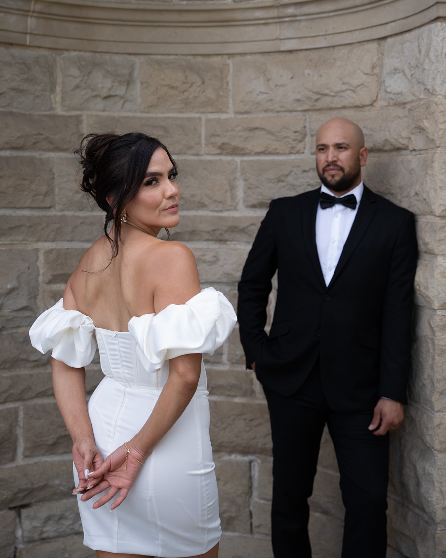 怀旧梦幻电影风格永恒婚礼摄影照片调色Lightroom预设 Ria Georgia – The NOstALGIA PACK LIGHTROOM CLASSIC PRESETS 插件预设 第7张-素材湾丨精选海外优质设计素材资源 怀旧梦幻电影风格永恒婚礼摄影照片调色Lightroom预设 Ria Georgia – The NOstALGIA PACK LIGHTROOM CLASSIC PRESETS 插件预设 sucaiwan.com