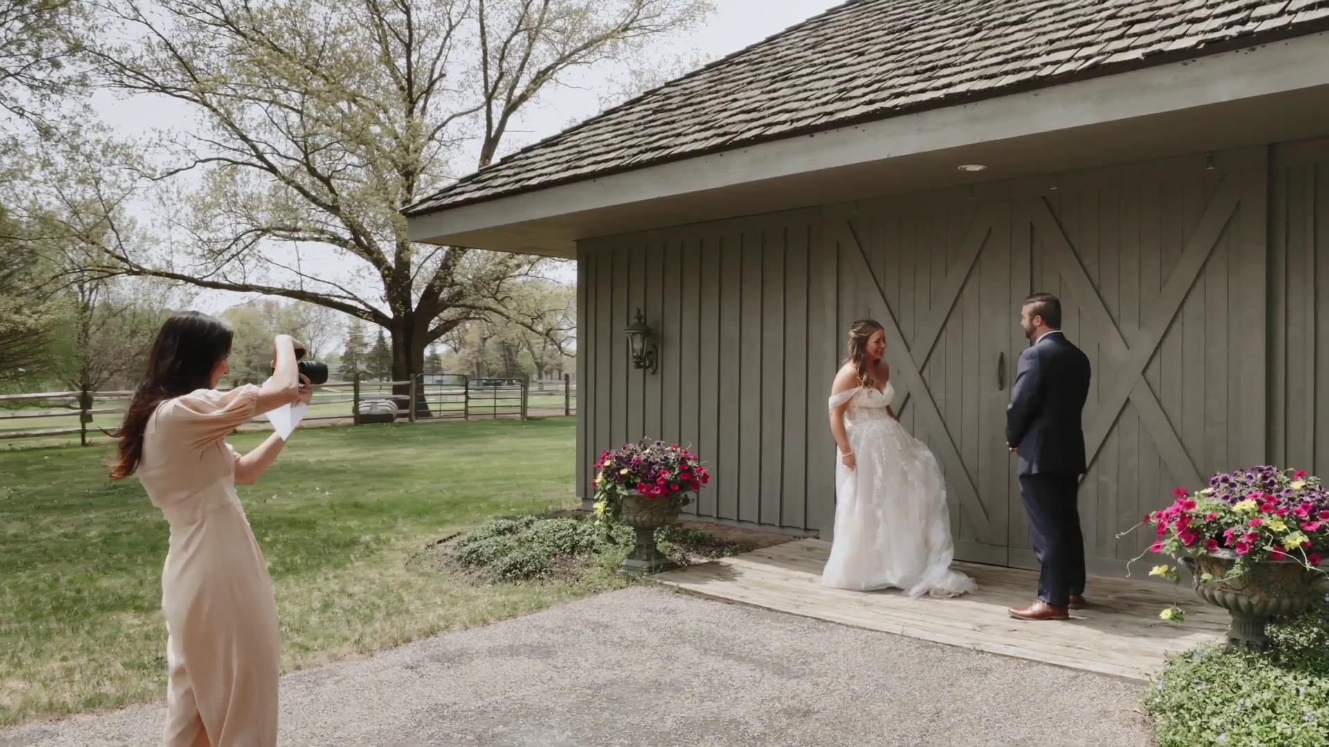 大师课程：浪漫婚纱商业摄影准备拍摄交付全流程视频课程 Cassidy Lynne - Wedding Photographer Course , sucaiwan.com