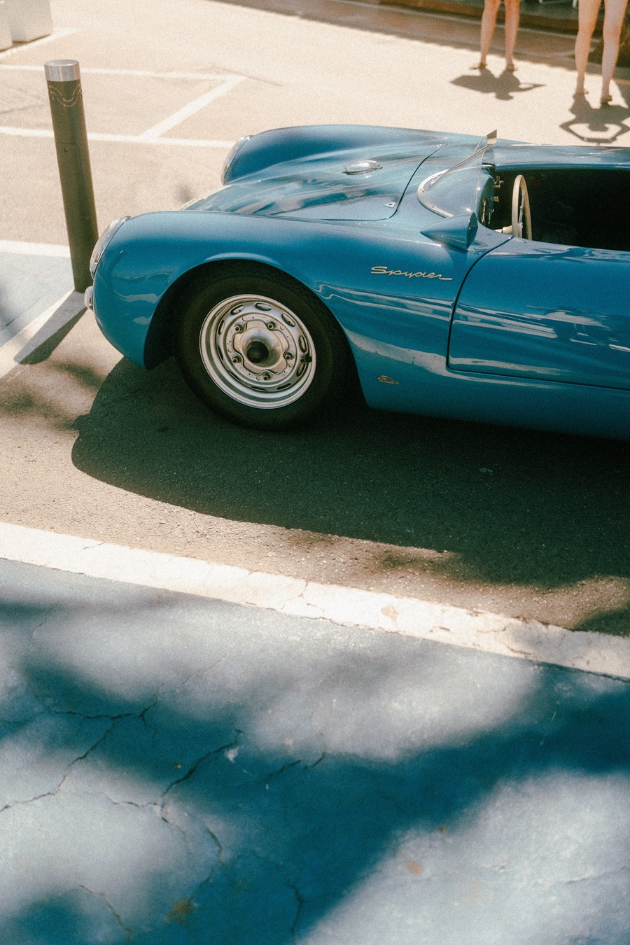 13组欧美风35mm电影胶片颗粒模拟机车汽车风景人物摄影照片调色Lightroom预设 MIKE CRAWAT – 2023 CRAWAT 35MM FILM LOOK PRESETS For LR 插件预设 sucaiwan.com