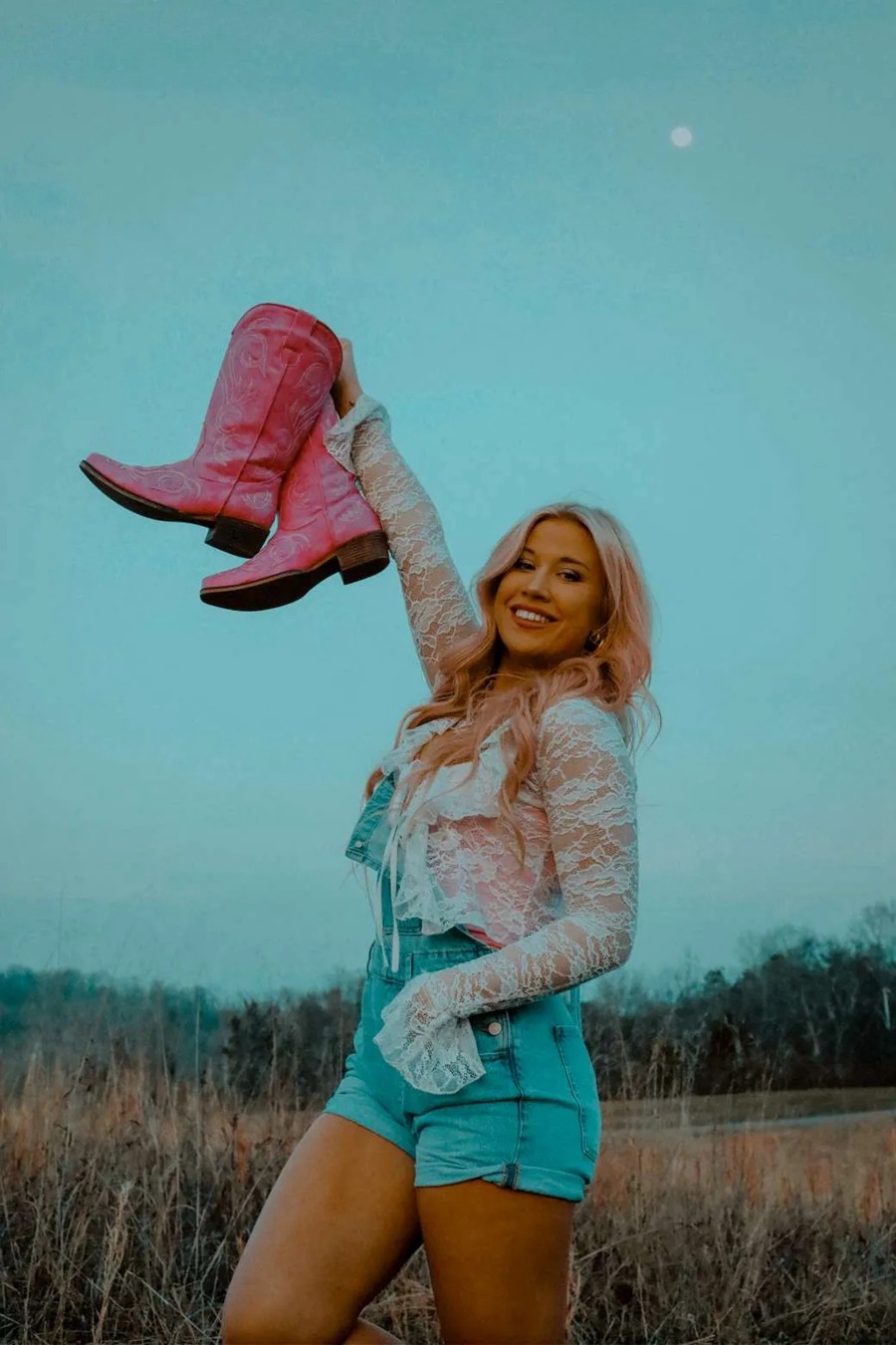 Presetsroom – Insta Blogger Lightroom Presets & Luts Collection 插件预设 第14张-素材湾丨精选海外优质设计素材资源 Presetsroom – Insta Blogger Lightroom Presets & Luts Collection 插件预设 sucaiwan.com