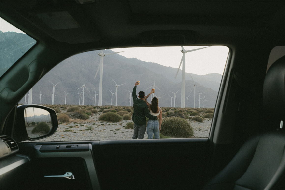 LR预设:梦幻情怀怀旧电影感永恒婚礼摄影照片调色Lightroom预设 Ria Georgia - The Nostalgia Pack Lightroom Classic Presets 插件预设 第2张-素材湾丨精选海外优质设计素材资源 LR预设:梦幻情怀怀旧电影感永恒婚礼摄影照片调色Lightroom预设 Ria Georgia - The Nostalgia Pack Lightroom Classic Presets 插件预设 sucaiwan.com