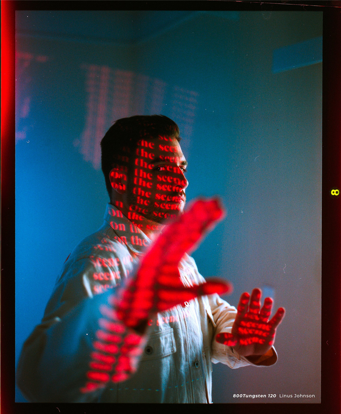 复古柯达Cinestill 800T胶片电影模拟颗粒光晕效果PS动作 Mastin Labs Cinestill 800T Halation Photoshop Action V1.3 插件预设 第5张-素材湾丨精选海外优质设计素材资源 复古柯达Cinestill 800T胶片电影模拟颗粒光晕效果PS动作 Mastin Labs Cinestill 800T Halation Photoshop Action V1.3 插件预设 sucaiwan.com