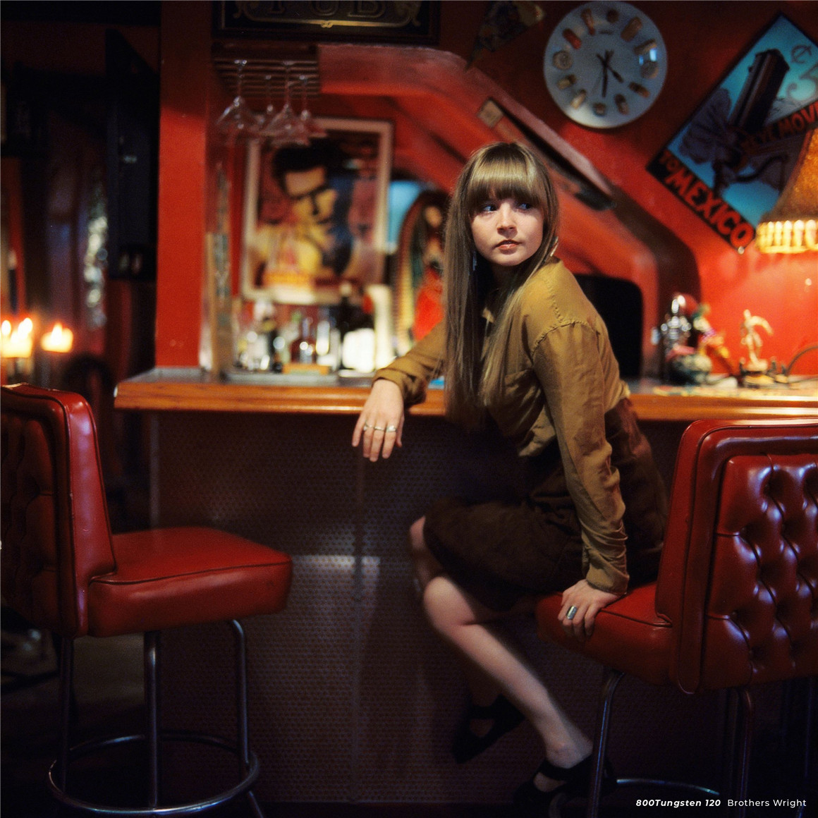 复古柯达Cinestill 800T胶片电影模拟颗粒光晕效果PS动作 Mastin Labs Cinestill 800T Halation Photoshop Action V1.3 插件预设 第13张-素材湾丨精选海外优质设计素材资源 复古柯达Cinestill 800T胶片电影模拟颗粒光晕效果PS动作 Mastin Labs Cinestill 800T Halation Photoshop Action V1.3 插件预设 sucaiwan.com