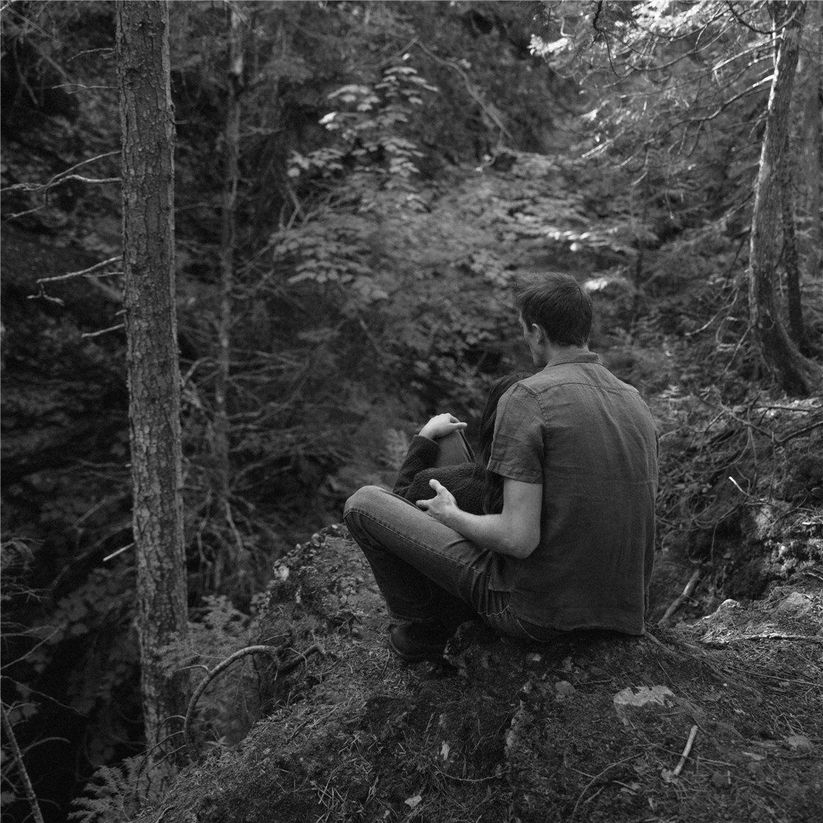 复古忧郁极光绿冷暖混合色调婚礼旅拍Lightroom调色预设 Tess Gearhart - THE IVY PRESET PACK , 第9张-素材湾丨精选海外优质设计素材资源 复古忧郁极光绿冷暖混合色调婚礼旅拍Lightroom调色预设 Tess Gearhart - THE IVY PRESET PACK , sucaiwan.com