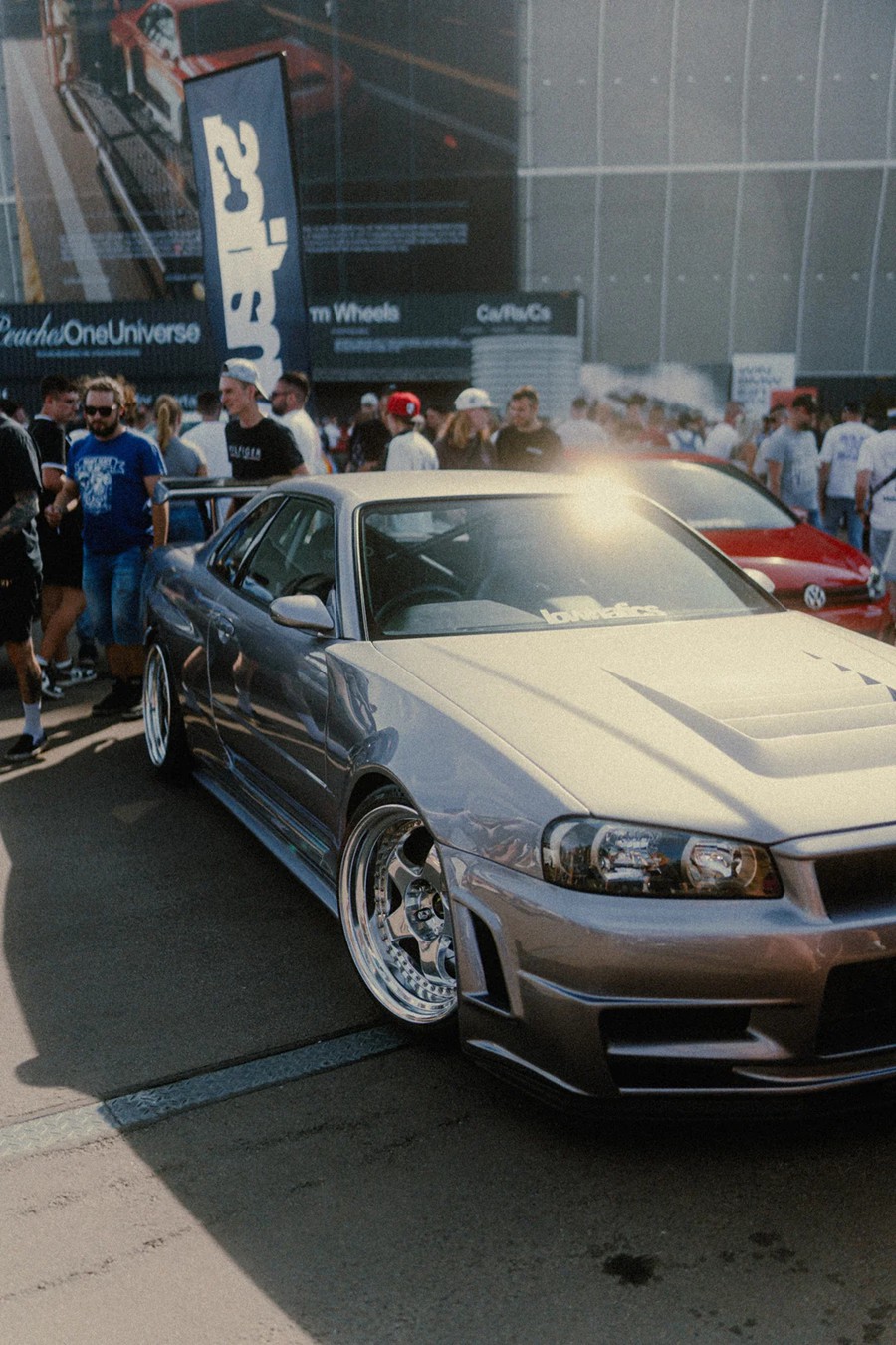 CRAWAT 35MM FILM LOOK PRESETS 13个复古35mm胶片模拟颗粒人文扫街自然风光人像汽车摄影Lightroom预设包 , 第13张-素材湾丨精选海外优质设计素材资源 CRAWAT 35MM FILM LOOK PRESETS 13个复古35mm胶片模拟颗粒人文扫街自然风光人像汽车摄影Lightroom预设包 , sucaiwan.com