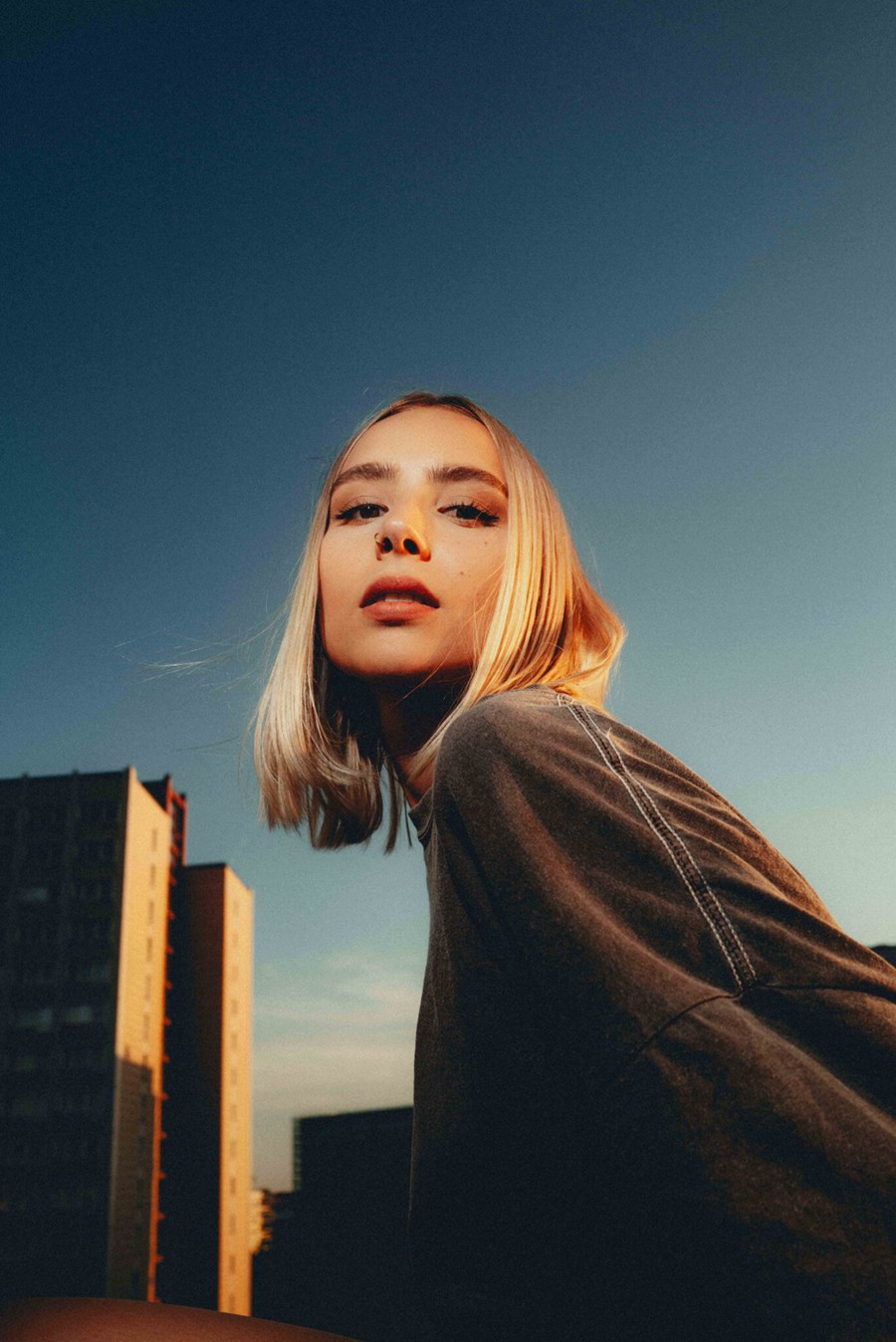 16款复古旧照片人像街拍尼康徕卡彩色黑白LR和PS预设+工具 RICO REINHOLD - VINTAGE VISION PRESETS 插件预设 第3张-素材湾丨精选海外优质设计素材资源 16款复古旧照片人像街拍尼康徕卡彩色黑白LR和PS预设+工具 RICO REINHOLD - VINTAGE VISION PRESETS 插件预设 sucaiwan.com