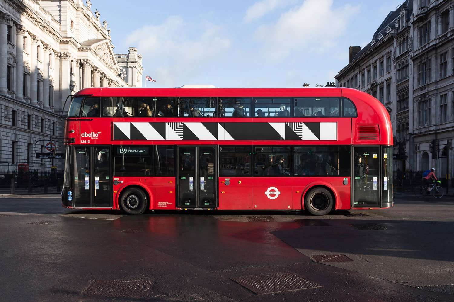 6款欧美风城市地铁车站广告牌海报设计展示效果图PS贴图样机模板 Layers – Billboard & Poster Mockup 02 样机素材 sucaiwan.com