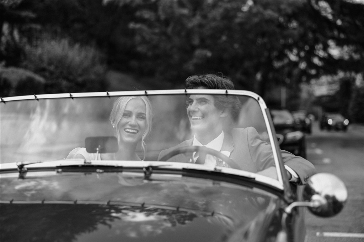 LR预设:纯白永恒温暖富士胶片电影颗粒婚礼人像摄影LR调色预设 Kianna Cori - Presets pack , 第4张-素材湾丨精选海外优质设计素材资源 LR预设:纯白永恒温暖富士胶片电影颗粒婚礼人像摄影LR调色预设 Kianna Cori - Presets pack , sucaiwan.com