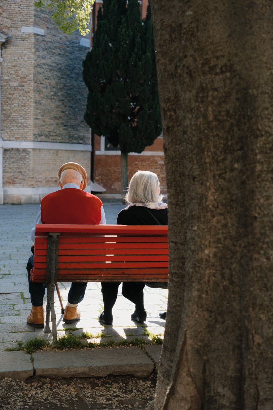 LR预设:30个富士胶片模拟城市人文扫街风光人像摄影后期Lightroom预设 Roman Fox/Snaps By Foxy 2024 Presets 插件预设 第14张-素材湾丨精选海外优质设计素材资源 LR预设:30个富士胶片模拟城市人文扫街风光人像摄影后期Lightroom预设 Roman Fox/Snaps By Foxy 2024 Presets 插件预设 sucaiwan.com