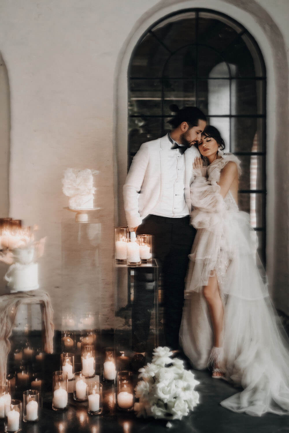 梦幻颗粒闪光灯运动模糊照片效果PS动作效果 Vicky Baumann - Photoshop Action “Blur” , 第2张-素材湾丨精选海外优质设计素材资源 梦幻颗粒闪光灯运动模糊照片效果PS动作效果 Vicky Baumann - Photoshop Action “Blur” , sucaiwan.com