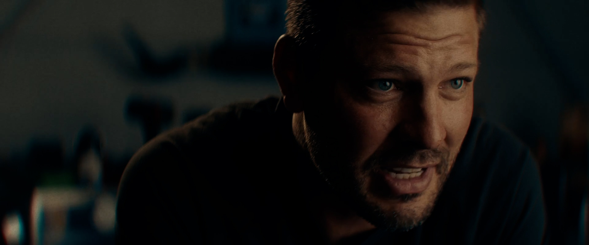 PALINOIA SAUCE 2022 POWERGRADE 好莱坞复古电影美学颗粒光晕旅拍摄影色彩分级达芬奇调色节点 插件预设 第5张-素材湾丨精选海外优质设计素材资源 PALINOIA SAUCE 2022 POWERGRADE 好莱坞复古电影美学颗粒光晕旅拍摄影色彩分级达芬奇调色节点 插件预设 sucaiwan.com