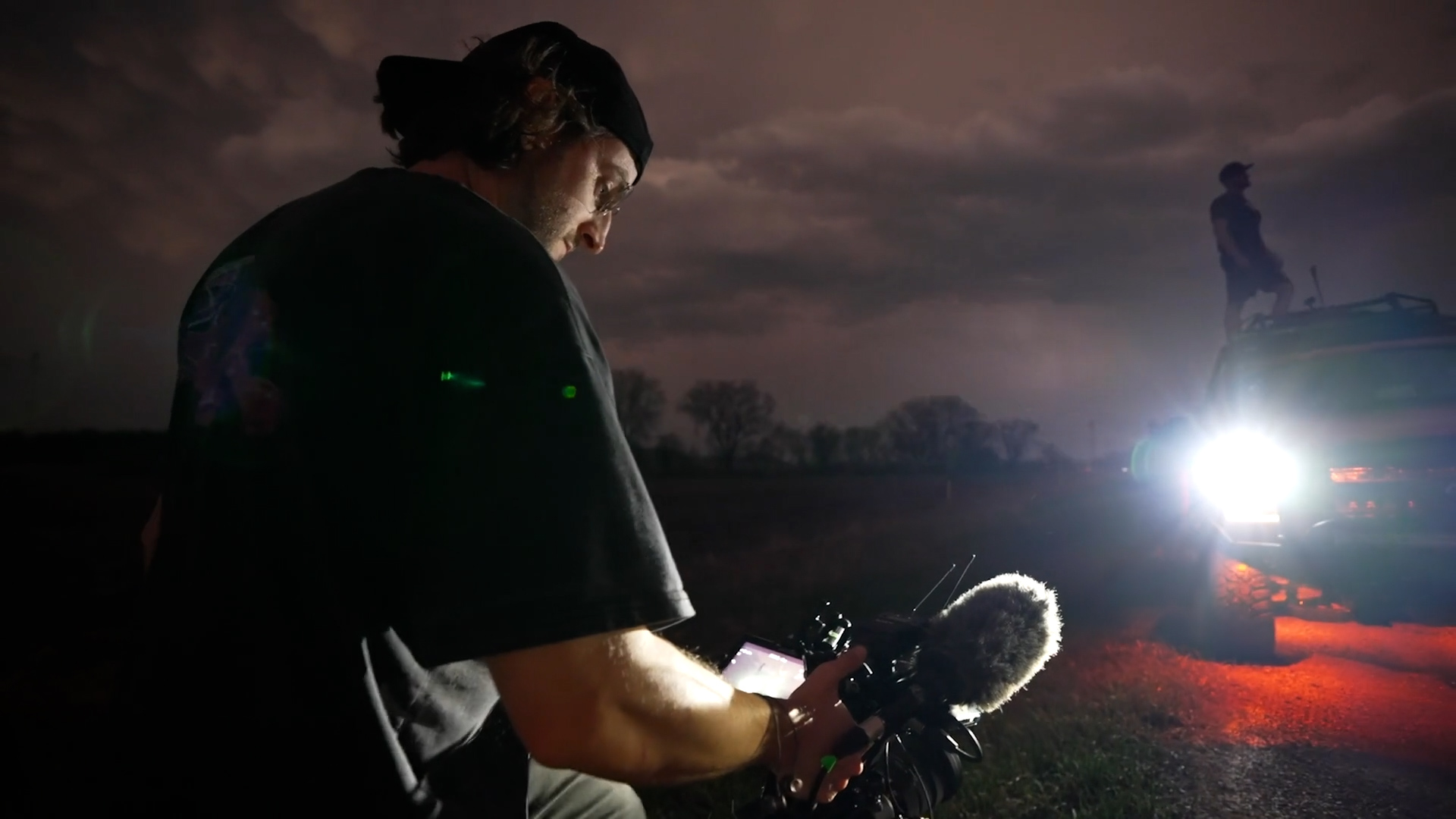 AOD - The Art of Documentary 电影纪录片制作艺术前期准备拍摄制作后期剪辑色彩声音视频教程Documentary Foundations 设计教程 第2张-素材湾丨精选海外优质设计素材资源 AOD - The Art of Documentary 电影纪录片制作艺术前期准备拍摄制作后期剪辑色彩声音视频教程Documentary Foundations 设计教程 sucaiwan.com