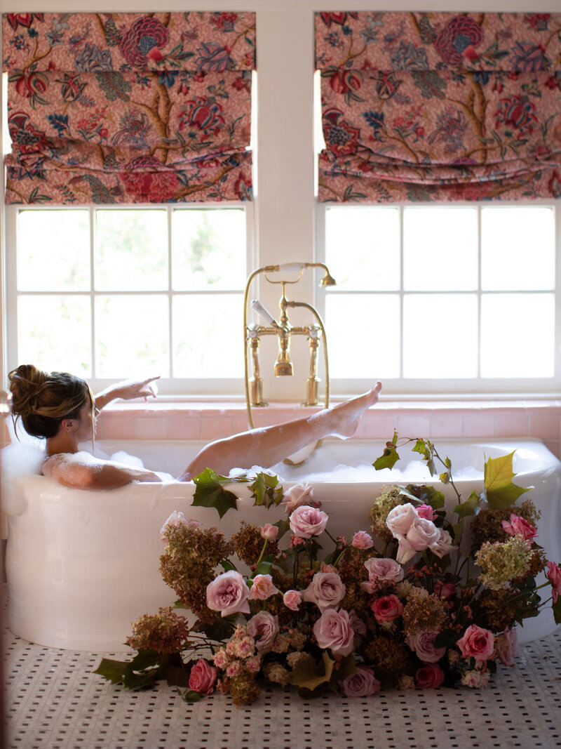 经典桃粉色温暖色调婚礼摄影照片调色Lightroom预设包 Kindred The Storey Collection – Dream on and Love on top included , 第3张-素材湾丨精选海外优质设计素材资源 经典桃粉色温暖色调婚礼摄影照片调色Lightroom预设包 Kindred The Storey Collection – Dream on and Love on top included , sucaiwan.com