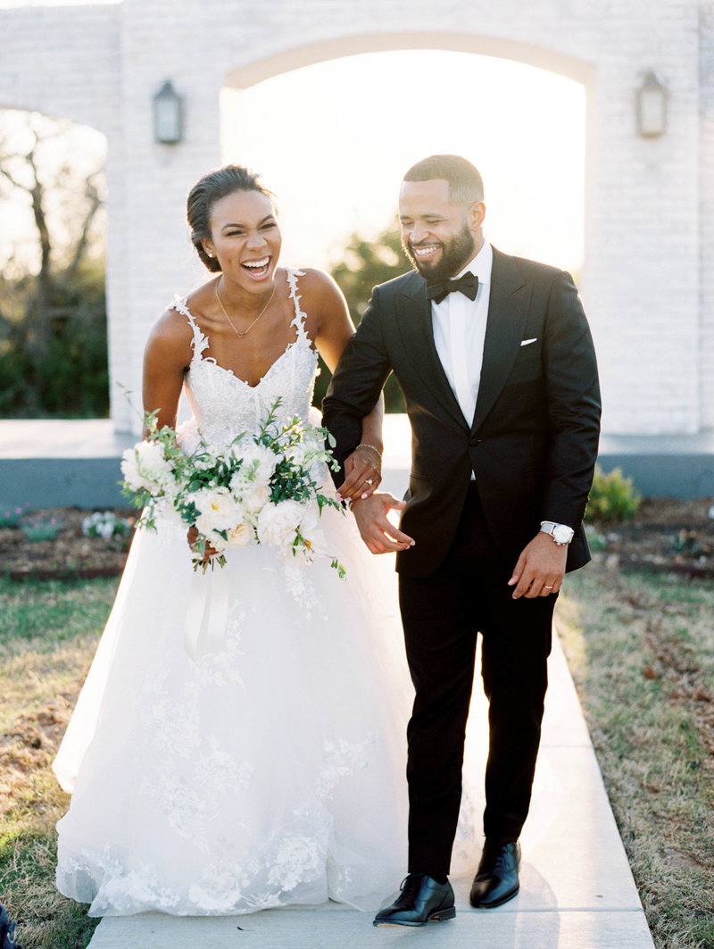 经典桃粉色温暖色调婚礼摄影照片调色Lightroom预设包 Kindred The Storey Collection – Dream on and Love on top included , 第18张-素材湾丨精选海外优质设计素材资源 经典桃粉色温暖色调婚礼摄影照片调色Lightroom预设包 Kindred The Storey Collection – Dream on and Love on top included , sucaiwan.com