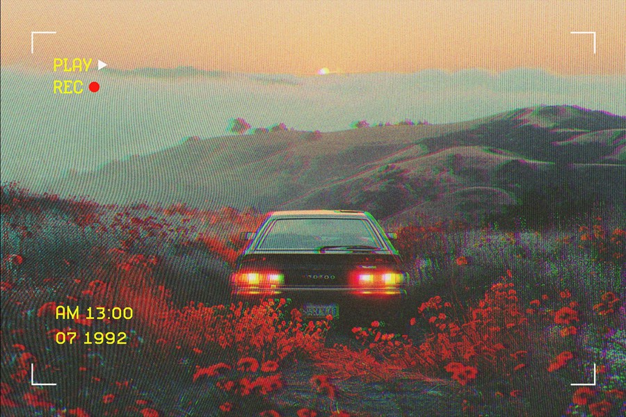 复古故障错位老式CRT信号失真模拟照片效果ps特效滤镜样机 Vintage VHS Tape Photo Effect 插件预设 第5张-素材湾丨精选海外优质设计素材资源 复古故障错位老式CRT信号失真模拟照片效果ps特效滤镜样机 Vintage VHS Tape Photo Effect 插件预设 sucaiwan.com