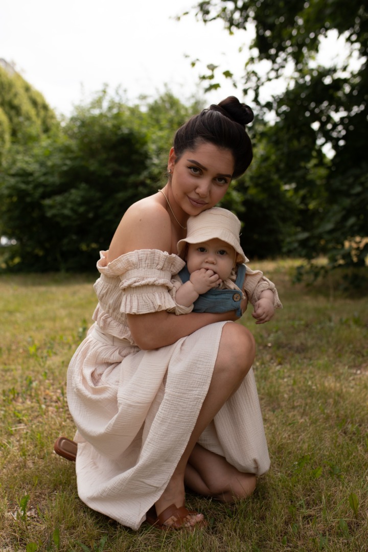 复古温馨氛围胶片颗粒感人像摄影色彩分级LR调色预设 Alina Galiullina -Old money presets pack 插件预设 第14张-素材湾丨精选海外优质设计素材资源 复古温馨氛围胶片颗粒感人像摄影色彩分级LR调色预设 Alina Galiullina -Old money presets pack 插件预设 sucaiwan.com