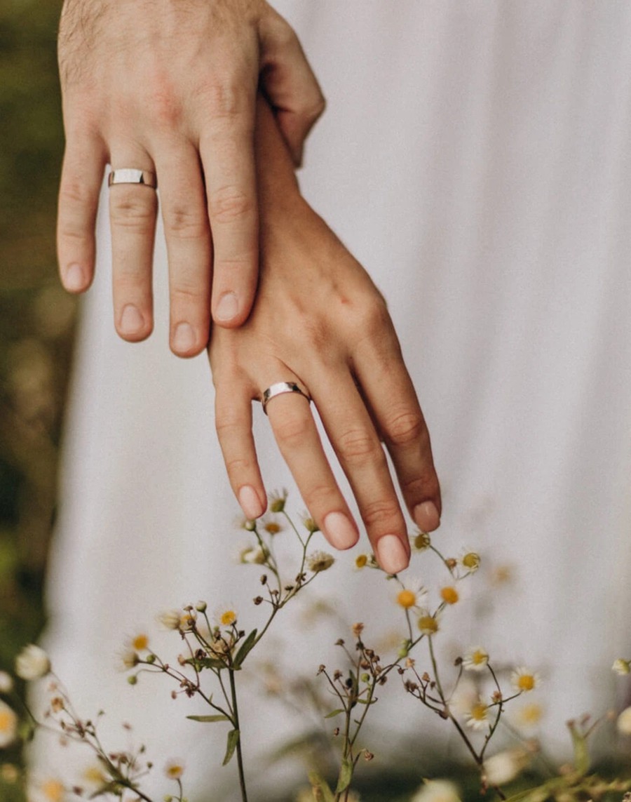 怀旧温暖色调胶片颗粒模拟家庭生活宝妈儿童亲子照摄影照片调色Lightroom预设 Mary Hikari – Descop Presets Pack 插件预设 sucaiwan.com