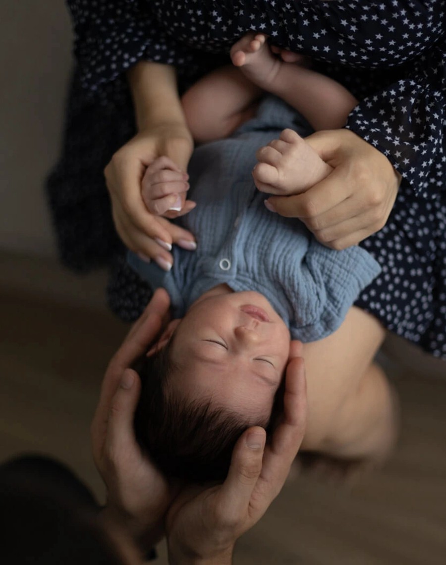 怀旧温暖色调胶片颗粒模拟家庭生活宝妈儿童亲子照摄影照片调色Lightroom预设 Mary Hikari – Descop Presets Pack 插件预设 sucaiwan.com