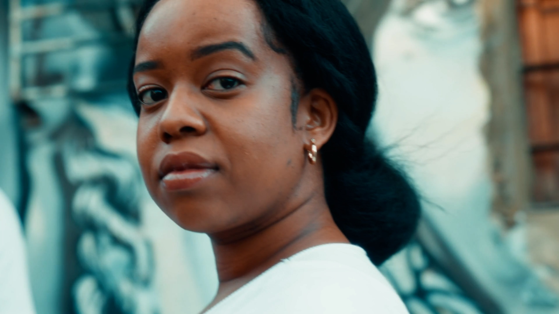 QT Saturation Control — Qazi’s Toolkit 网飞电影级完美画面饱和度调整达芬奇DCTL插件 插件预设 第5张-素材湾丨精选海外优质设计素材资源 QT Saturation Control — Qazi’s Toolkit 网飞电影级完美画面饱和度调整达芬奇DCTL插件 插件预设 sucaiwan.com