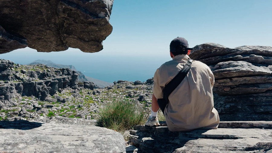 12个电影风格创意外观Apple Log to REC709/创意LUT Vincent Color Film – IPHONE 15/16 - LUT Pack 插件预设 第2张-素材湾丨精选海外优质设计素材资源 12个电影风格创意外观Apple Log to REC709/创意LUT Vincent Color Film – IPHONE 15/16 - LUT Pack 插件预设 sucaiwan.com