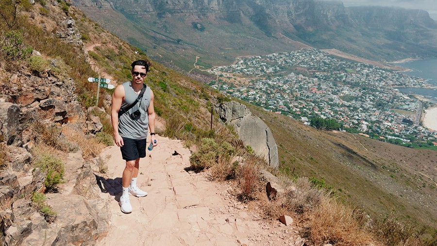 12个电影风格创意外观Apple Log to REC709/创意LUT Vincent Color Film – IPHONE 15/16 - LUT Pack 插件预设 第9张-素材湾丨精选海外优质设计素材资源 12个电影风格创意外观Apple Log to REC709/创意LUT Vincent Color Film – IPHONE 15/16 - LUT Pack 插件预设 sucaiwan.com