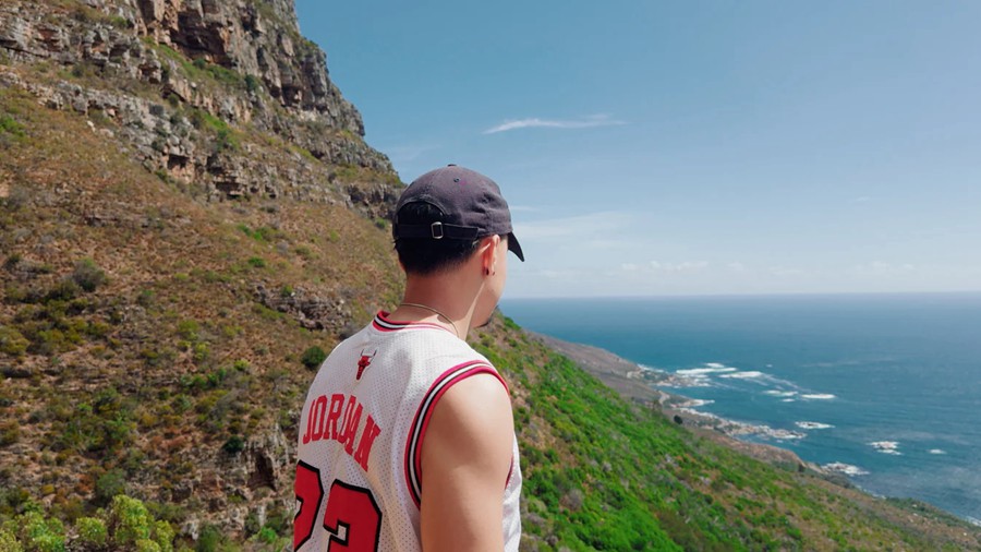 12个电影风格创意外观Apple Log to REC709/创意LUT Vincent Color Film – IPHONE 15/16 - LUT Pack 插件预设 第6张-素材湾丨精选海外优质设计素材资源 12个电影风格创意外观Apple Log to REC709/创意LUT Vincent Color Film – IPHONE 15/16 - LUT Pack 插件预设 sucaiwan.com