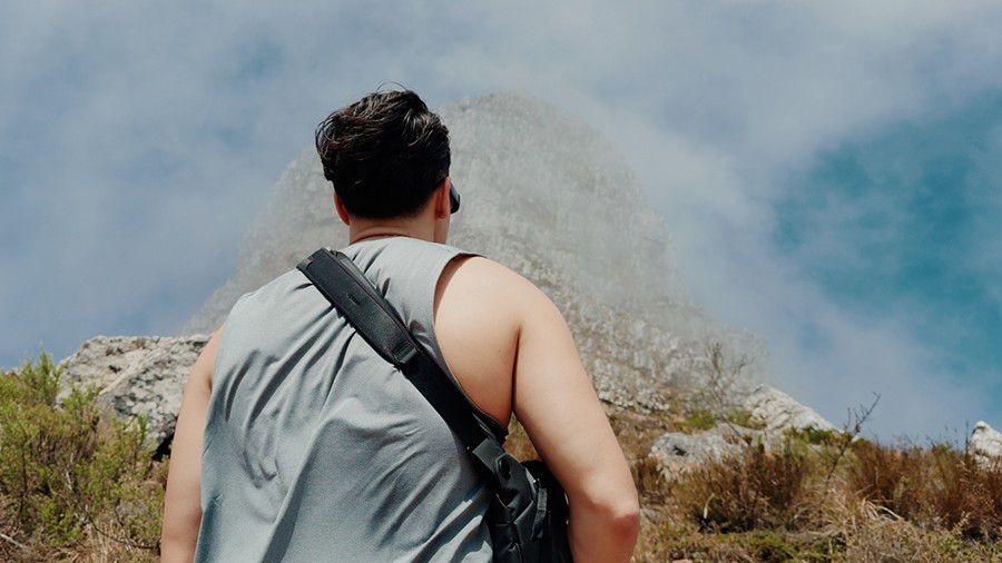 12个电影风格创意外观Apple Log to REC709/创意LUT Vincent Color Film – IPHONE 15/16 - LUT Pack 插件预设 第11张-素材湾丨精选海外优质设计素材资源 12个电影风格创意外观Apple Log to REC709/创意LUT Vincent Color Film – IPHONE 15/16 - LUT Pack 插件预设 sucaiwan.com