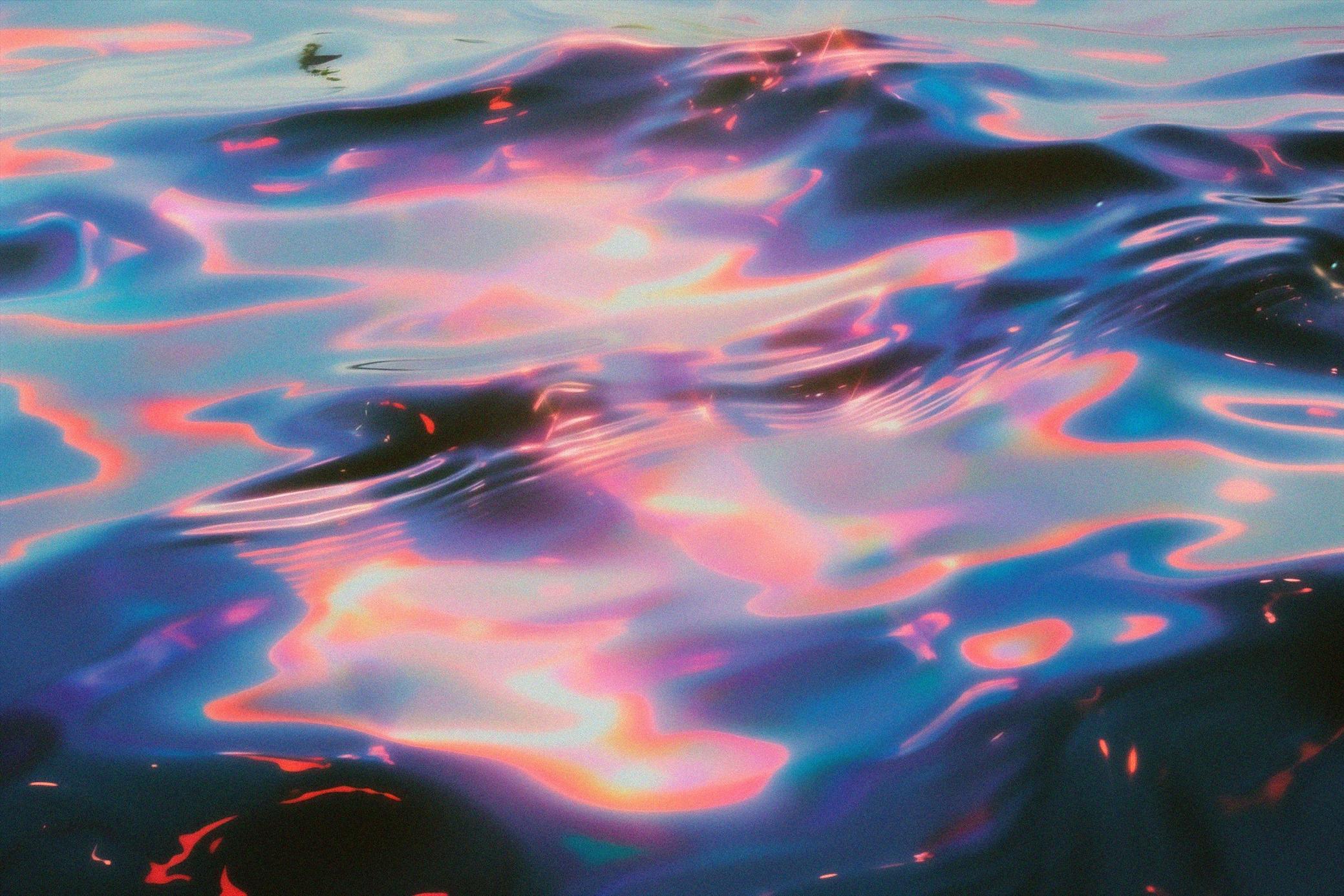 现代柔和玻璃质感浮动水面波纹起伏抽象超现实背景图片设计素材 Substance Backgrounds 图片素材 第3张-素材湾丨精选海外优质设计素材资源 现代柔和玻璃质感浮动水面波纹起伏抽象超现实背景图片设计素材 Substance Backgrounds 图片素材 sucaiwan.com