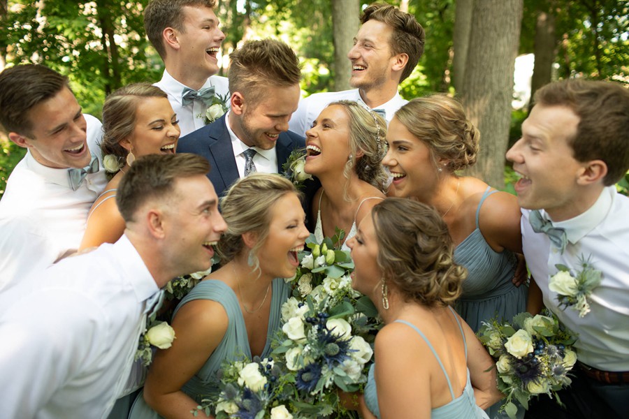 亮色温暖婚礼情侣摄影照片调色Lightroom预设 G-PRESETS – Janelle Elise Presets 插件预设 第14张-素材湾丨精选海外优质设计素材资源 亮色温暖婚礼情侣摄影照片调色Lightroom预设 G-PRESETS – Janelle Elise Presets 插件预设 sucaiwan.com