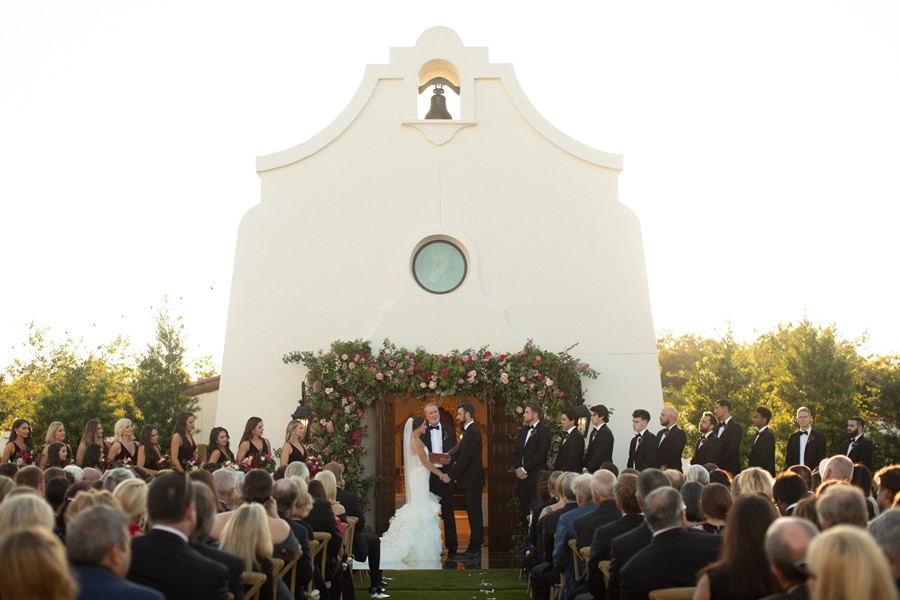 亮色温暖婚礼情侣摄影照片调色Lightroom预设 G-PRESETS – Janelle Elise Presets 插件预设 第16张-素材湾丨精选海外优质设计素材资源 亮色温暖婚礼情侣摄影照片调色Lightroom预设 G-PRESETS – Janelle Elise Presets 插件预设 sucaiwan.com