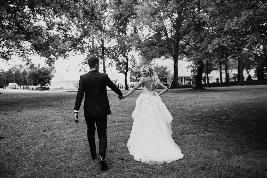 亮色温暖婚礼情侣摄影照片调色Lightroom预设 G-PRESETS – Janelle Elise Presets 插件预设 第21张-素材湾丨精选海外优质设计素材资源 亮色温暖婚礼情侣摄影照片调色Lightroom预设 G-PRESETS – Janelle Elise Presets 插件预设 sucaiwan.com