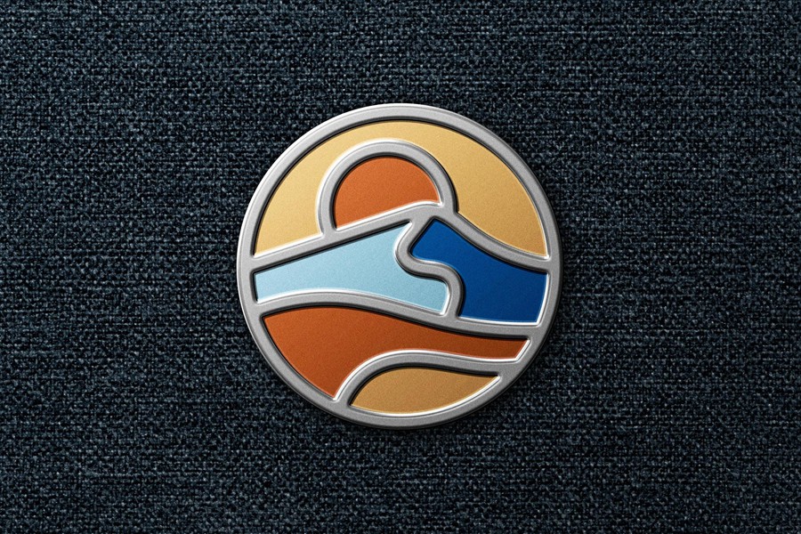 3D质感金属异形徽章珐琅别针logo徽标设计展示PSD样机Enamel Pin Logo Mockup , 第2张-素材湾丨精选海外优质设计素材资源 3D质感金属异形徽章珐琅别针logo徽标设计展示PSD样机Enamel Pin Logo Mockup , sucaiwan.com