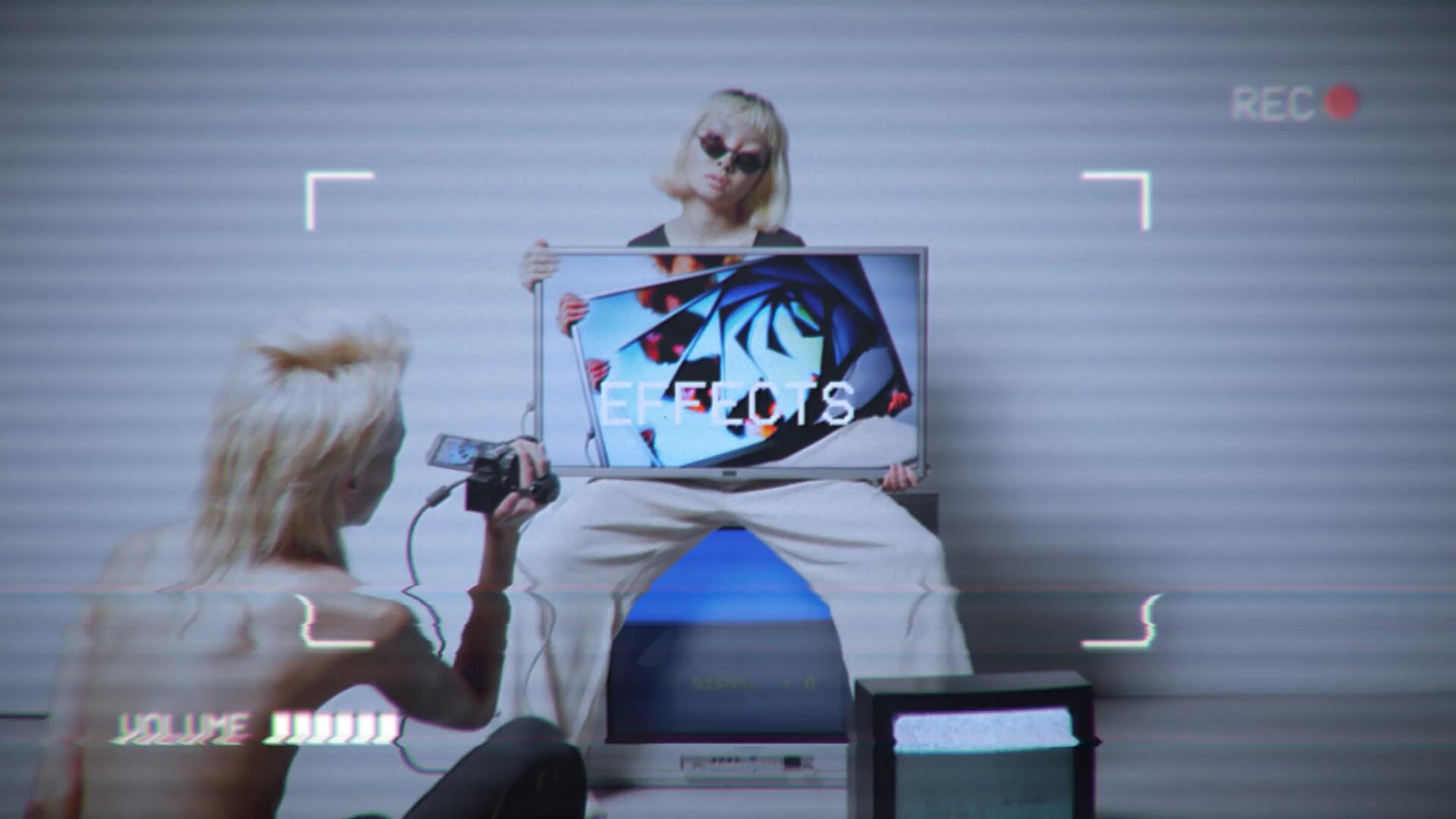 达芬奇预设:复古怀旧电影氛围画面扭曲粗糙噪点VHS机器损坏失真纹理效果 插件预设 第4张-素材湾丨精选海外优质设计素材资源 达芬奇预设:复古怀旧电影氛围画面扭曲粗糙噪点VHS机器损坏失真纹理效果 插件预设 sucaiwan.com