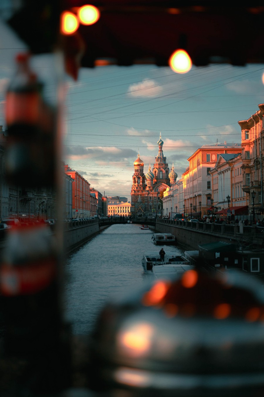 CINEMATOGRAPHE 旅拍风光城市人文扫街人像 夜间摄影 电影胶片模拟 Lightroom Presets 大师预设 by Viktor Balaguer 插件预设 第12张-素材湾丨精选海外优质设计素材资源 CINEMATOGRAPHE 旅拍风光城市人文扫街人像 夜间摄影 电影胶片模拟 Lightroom Presets 大师预设 by Viktor Balaguer 插件预设 sucaiwan.com