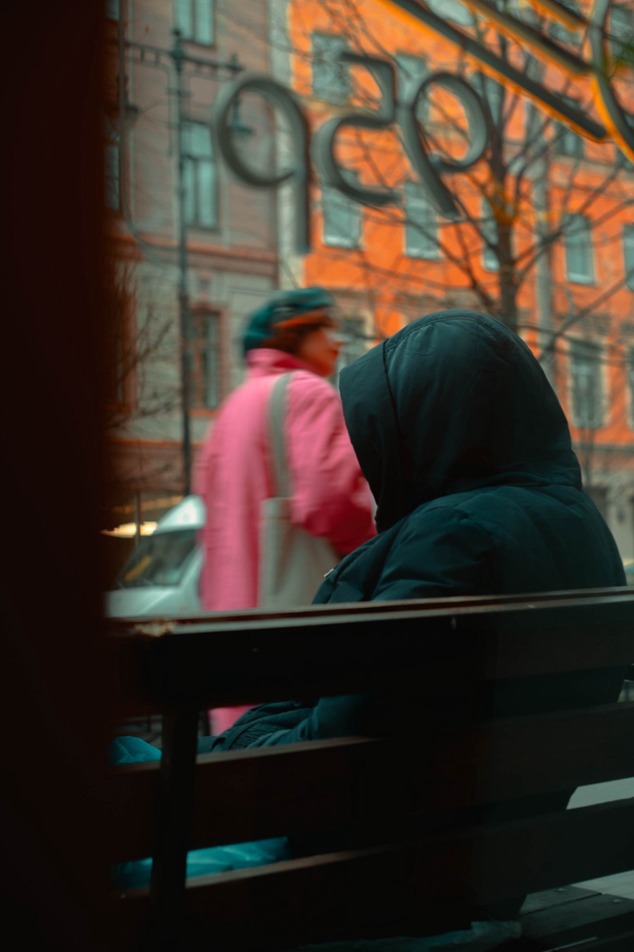 CINEMATOGRAPHE 旅拍风光城市人文扫街人像 夜间摄影 电影胶片模拟 Lightroom Presets 大师预设 by Viktor Balaguer 插件预设 第8张-素材湾丨精选海外优质设计素材资源 CINEMATOGRAPHE 旅拍风光城市人文扫街人像 夜间摄影 电影胶片模拟 Lightroom Presets 大师预设 by Viktor Balaguer 插件预设 sucaiwan.com