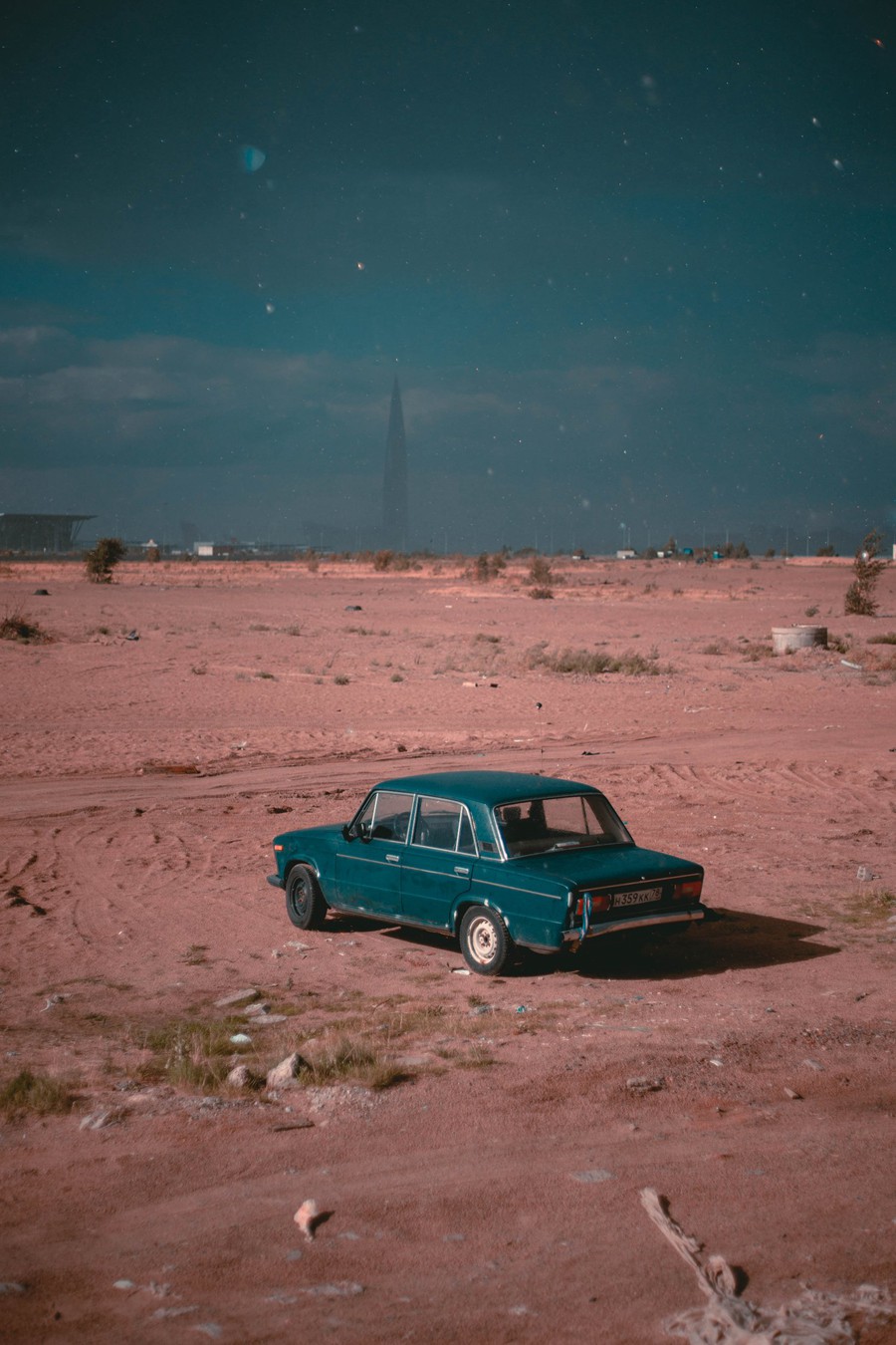 CINEMATOGRAPHE 旅拍风光城市人文扫街人像 夜间摄影 电影胶片模拟 Lightroom Presets 大师预设 by Viktor Balaguer 插件预设 第5张-素材湾丨精选海外优质设计素材资源 CINEMATOGRAPHE 旅拍风光城市人文扫街人像 夜间摄影 电影胶片模拟 Lightroom Presets 大师预设 by Viktor Balaguer 插件预设 sucaiwan.com