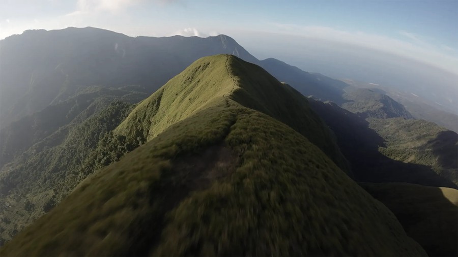 Film Space DJI Avata LUTs 大疆穿越无人机专业LUT热带雨林航拍镜头电影色彩等级 插件预设 第4张-素材湾丨精选海外优质设计素材资源 Film Space DJI Avata LUTs 大疆穿越无人机专业LUT热带雨林航拍镜头电影色彩等级 插件预设 sucaiwan.com