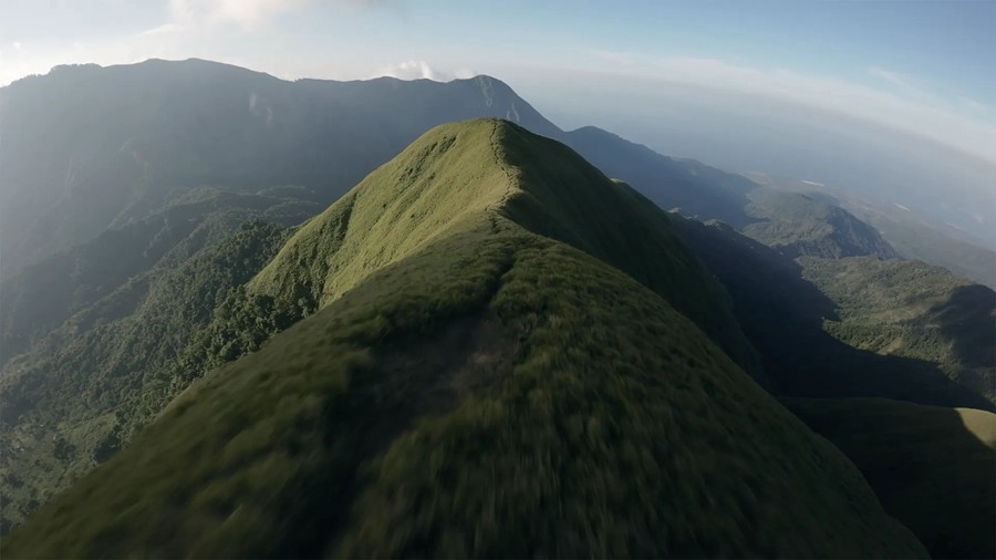 Film Space DJI Avata LUTs 大疆穿越无人机专业LUT热带雨林航拍镜头电影色彩等级 插件预设 第5张-素材湾丨精选海外优质设计素材资源 Film Space DJI Avata LUTs 大疆穿越无人机专业LUT热带雨林航拍镜头电影色彩等级 插件预设 sucaiwan.com