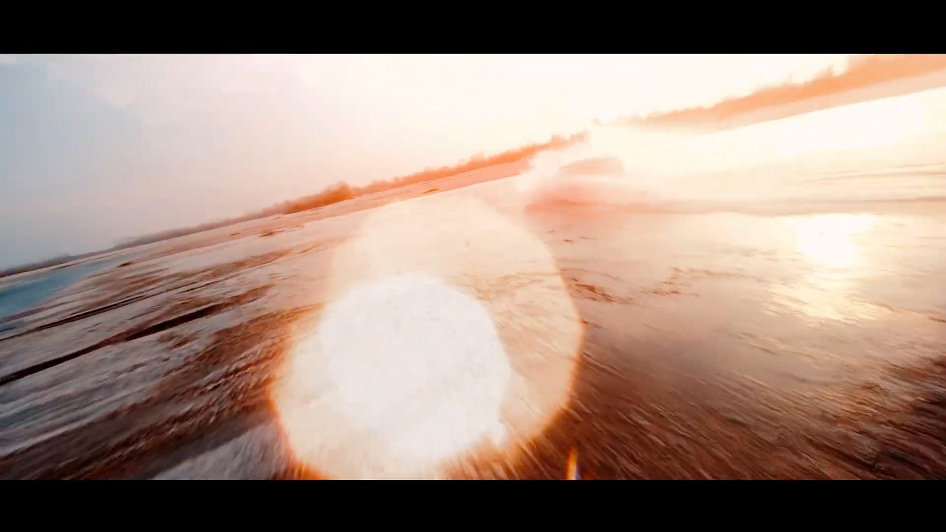 DaVinci Resolve 达芬奇模板 镜头光晕、光线过渡、漏光效果转场过渡 Light FX 插件预设 sucaiwan.com